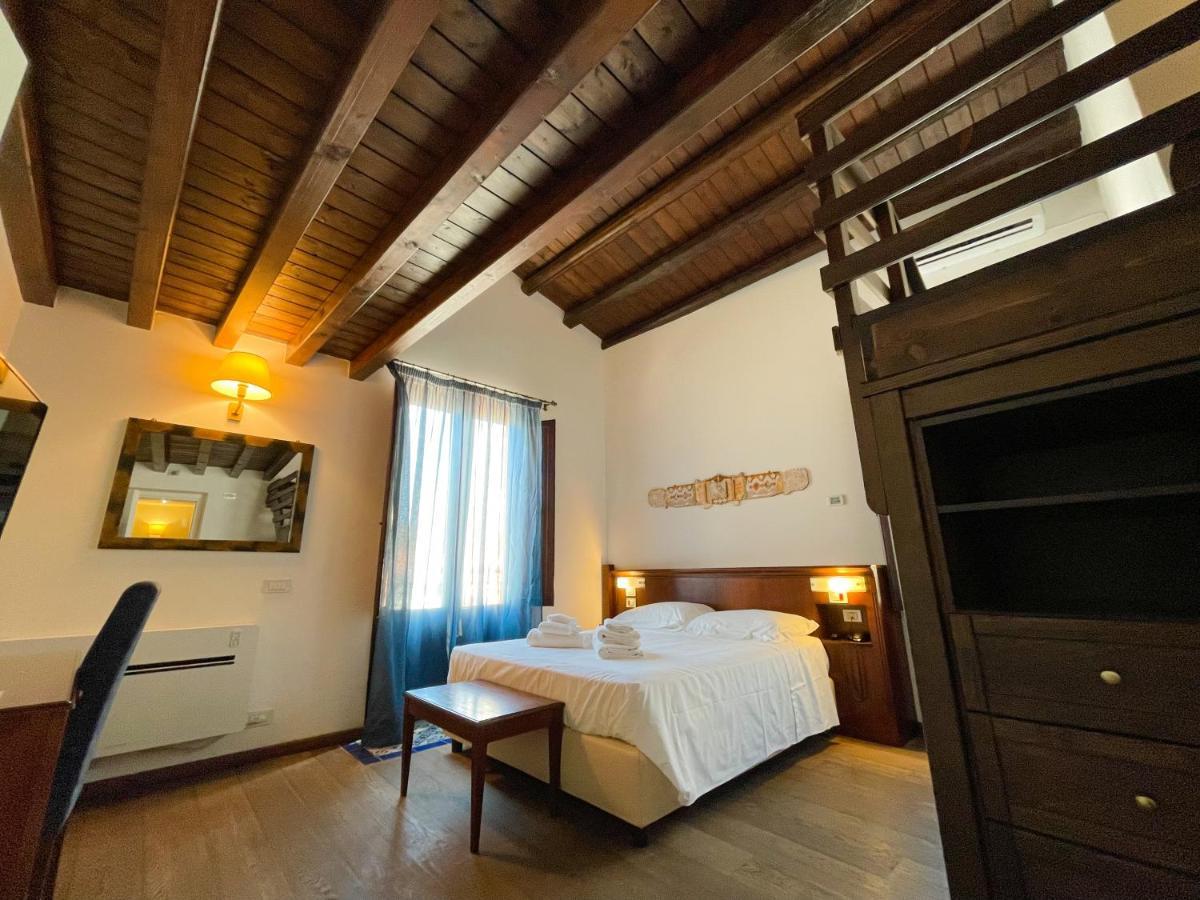 צ'פאלו Hotel La Plumeria מראה חיצוני תמונה